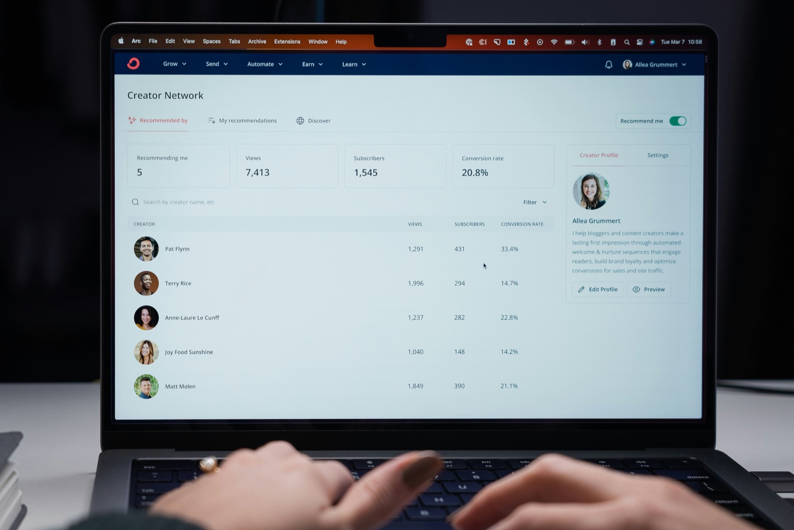 AI and workplace collaboration in a technical lab